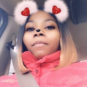 Meet your Posher, Darrenisha